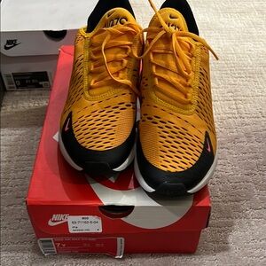 Nike Air Max 270 Yellow Sneakers